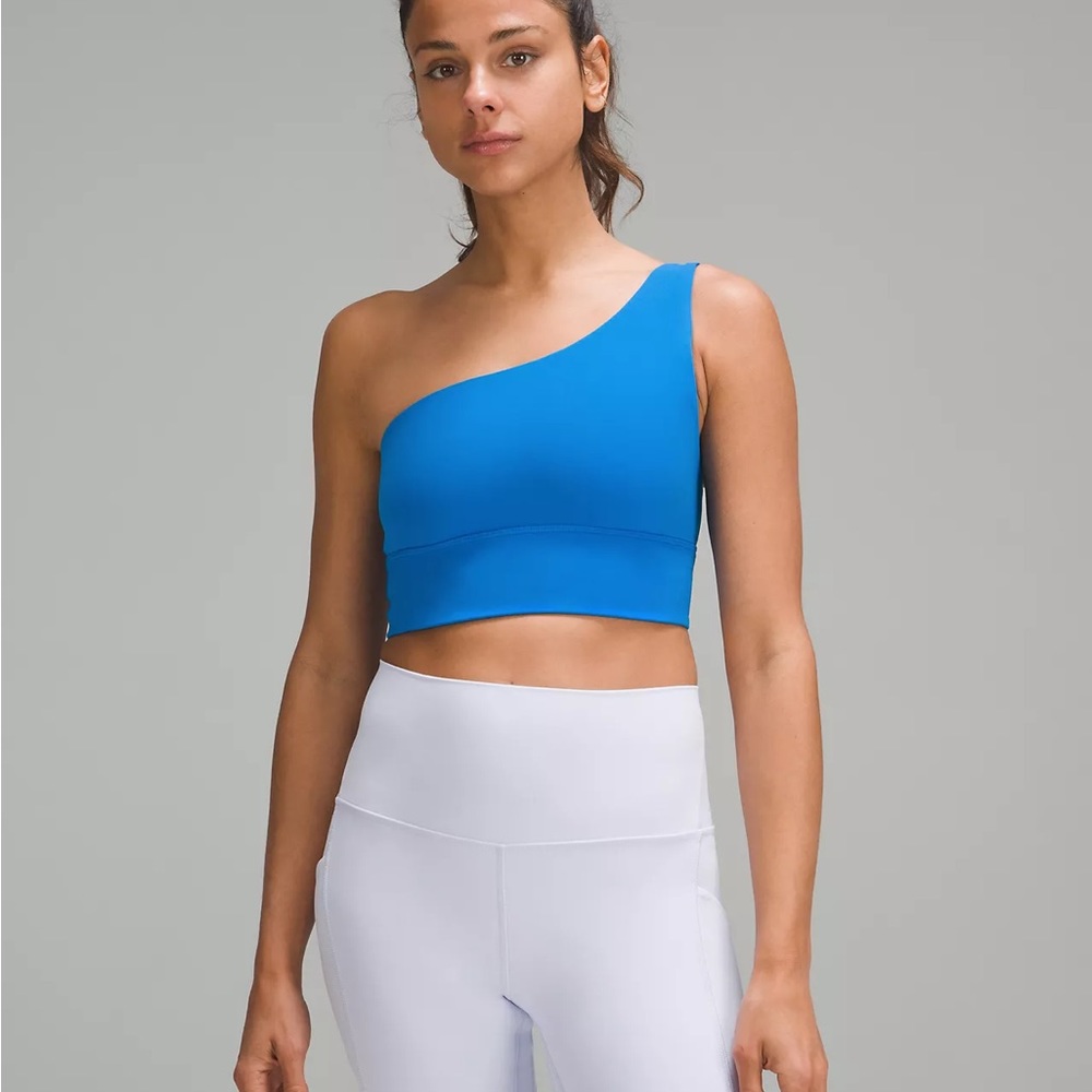 lululemon Align Asymmetrical Bra
Light Support, A/B Cup